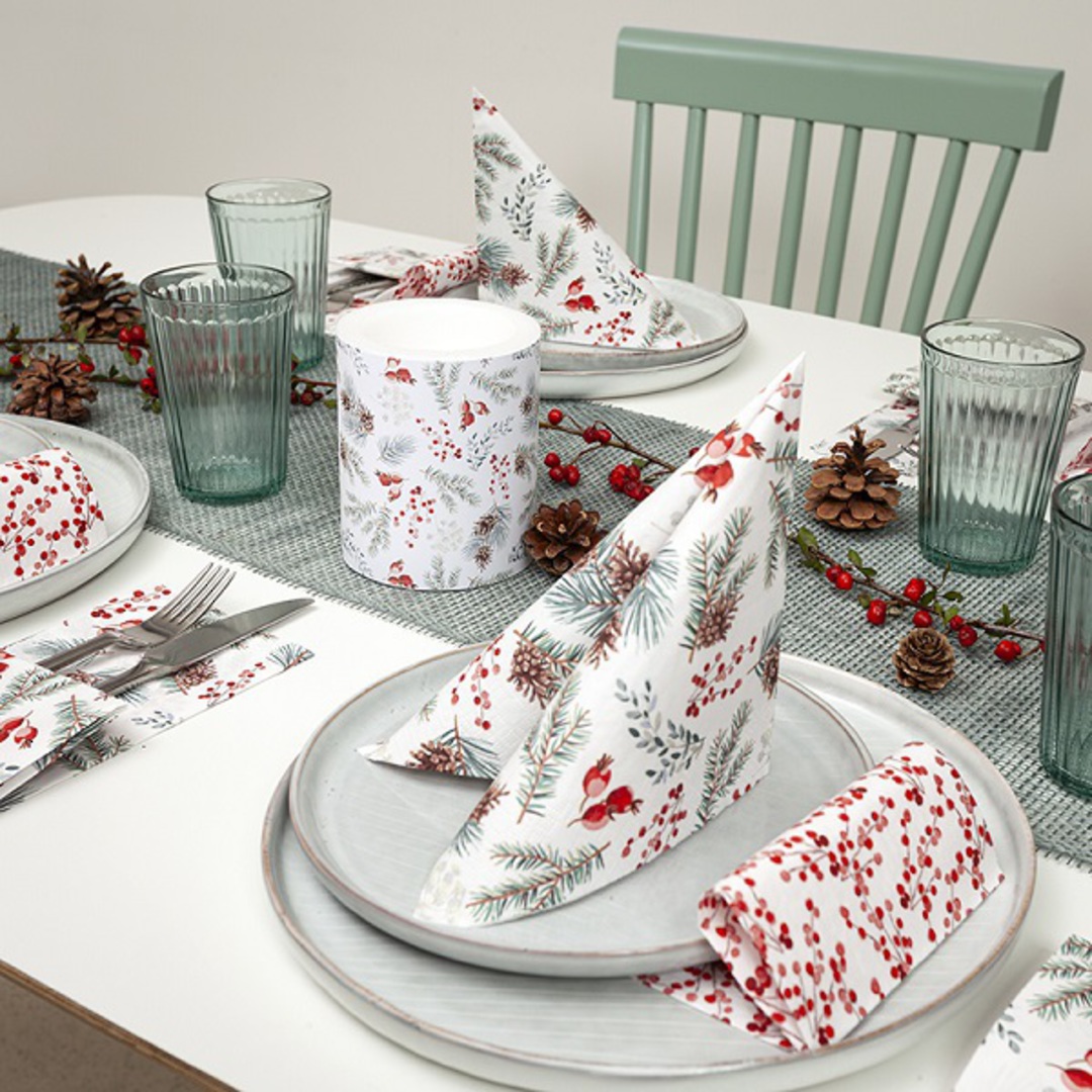Christmas Winter Botanicals Candle 12cm *ETA Nov image 1